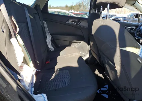 2026 Kia Sportage Lx z USA, uszkodzony, nr VIN 5XYK2CDF4TG379876